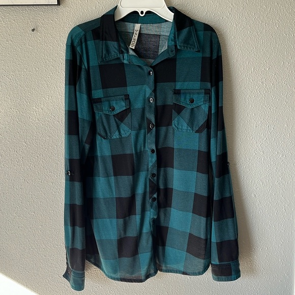 R N B soft flannel shirt Medium - Picture 1 of 5